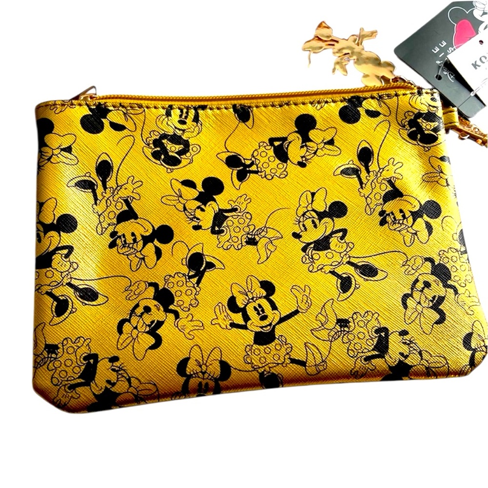 Walt Disney Minnie Mouse Shiny Gold Wristlet & Gold Minnie Charm. New with Tags.